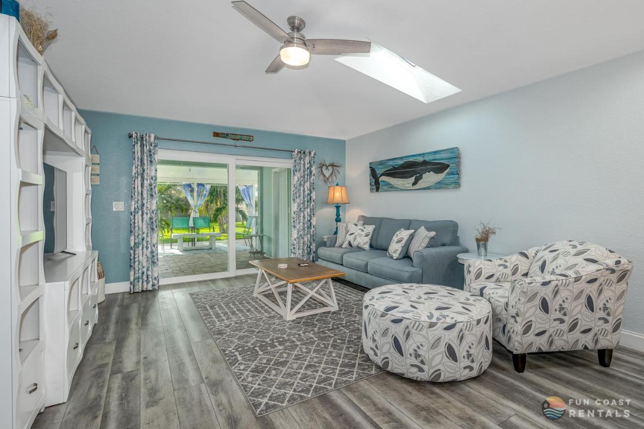 Dog Friendly Home Wprivate Fenced Yard, Garage & Fire Pit Steps To The Beach! New Smyrna Beach Buitenkant foto