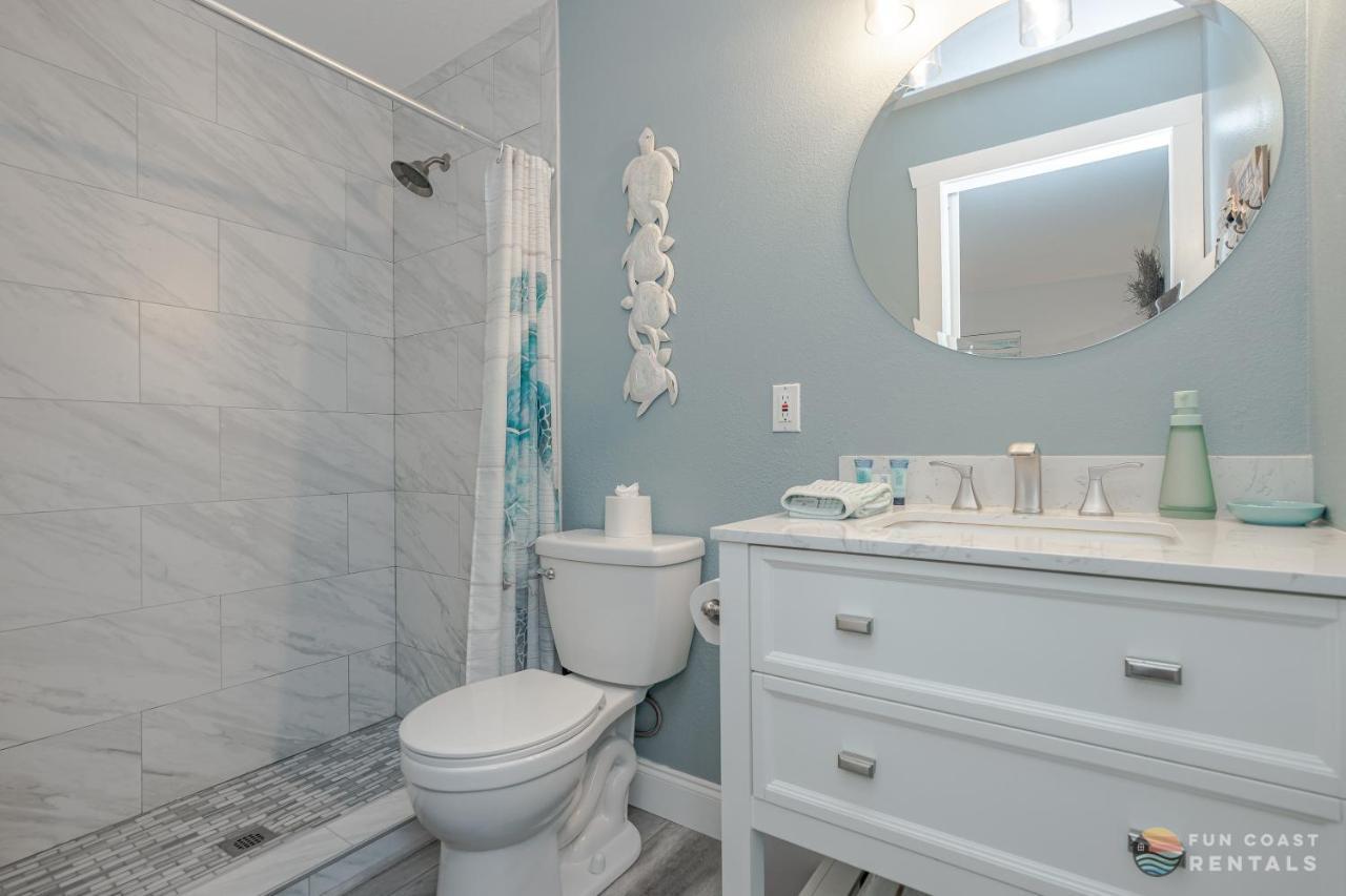 Dog Friendly Home Wprivate Fenced Yard, Garage & Fire Pit Steps To The Beach! New Smyrna Beach Buitenkant foto