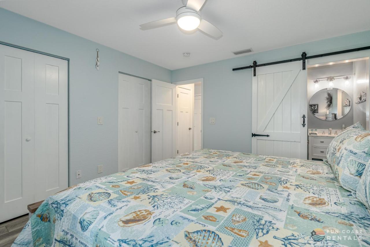 Dog Friendly Home Wprivate Fenced Yard, Garage & Fire Pit Steps To The Beach! New Smyrna Beach Buitenkant foto